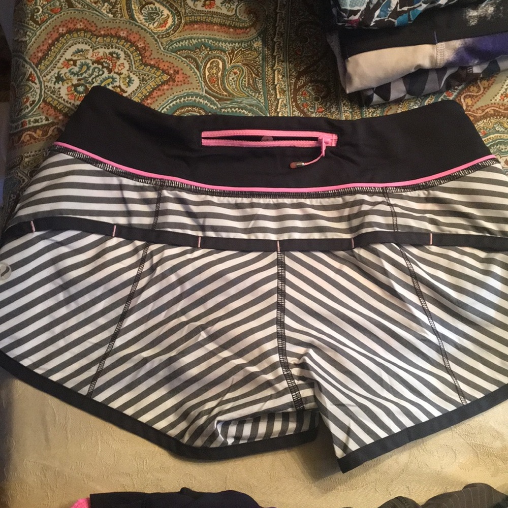 Lulu speed shorts size 2